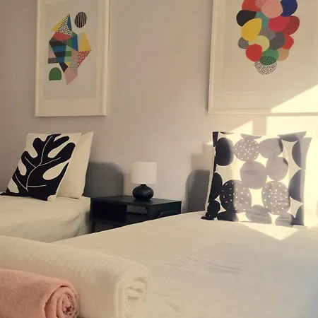 Afonso Galo Guest Iv Almada